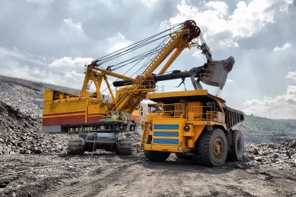 Loading of iron ore